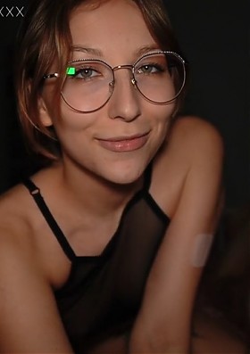 ЖМЖ : Чувак трахает свою девушку и ее лучшую подружку